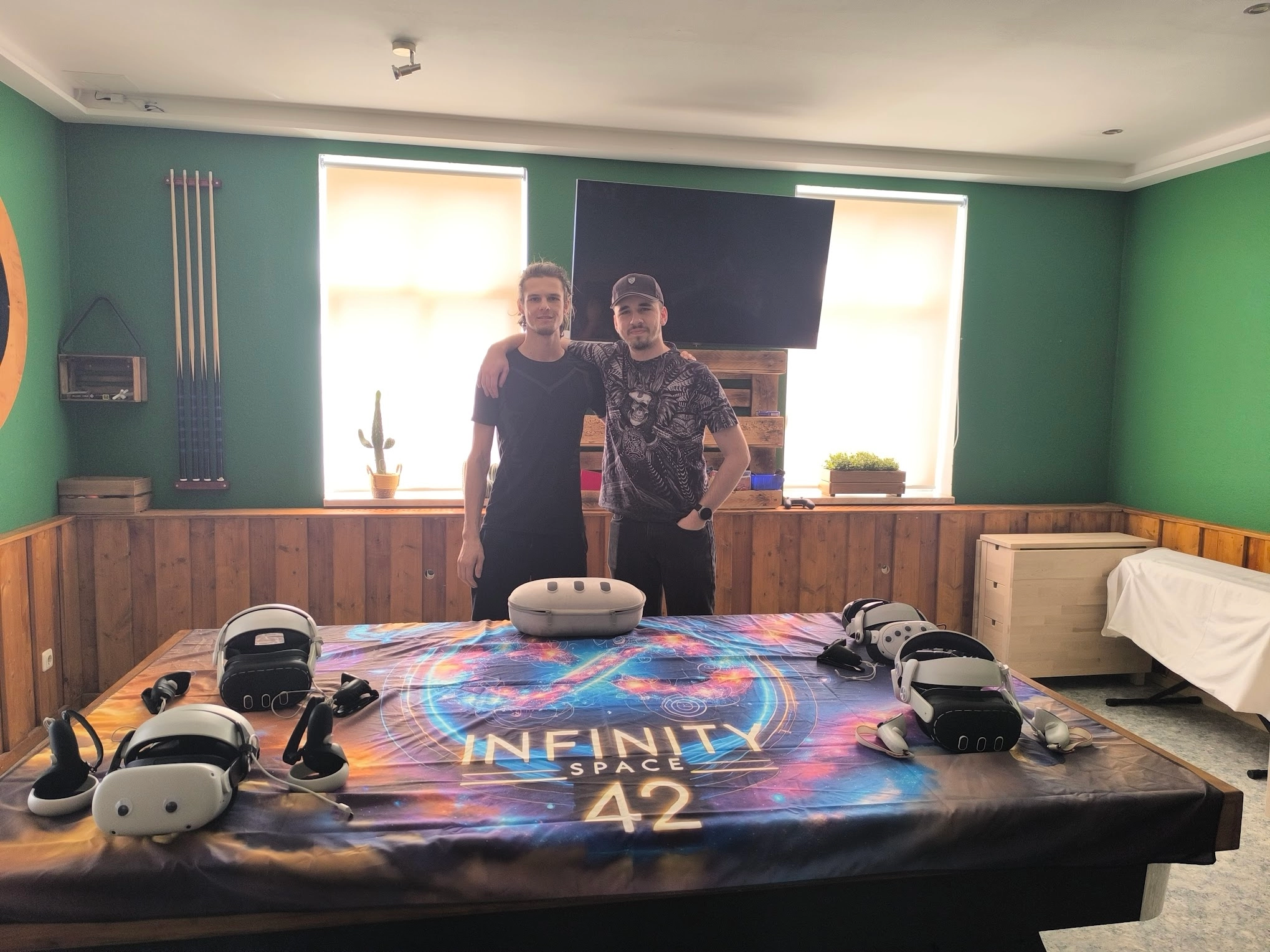 Gründer Moritz Voigt und IT-Entwickler Denis